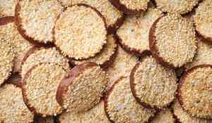 BISCUIT MERINGUE NOISETTE