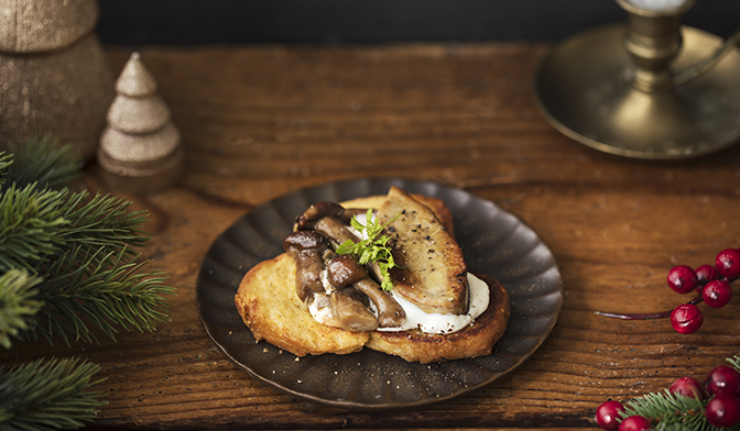 Brioche perdue au foie gras et champignons par @stephatable