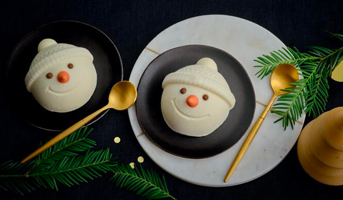 2 bonhommes de neige glacés vanille chocolat