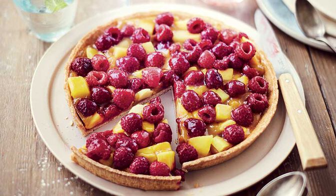 Tarte A La Mangue Et Aux Framboises 6 Parts Surgeles Picard