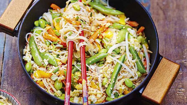 Recette Nouilles sautées aux légumes et sésame - recettes ...