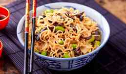 NOUILLES A LA CHINOISE