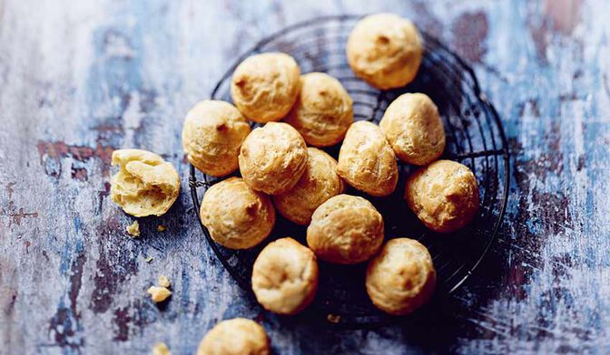 30 MINI-GOUGERES FROMAGE