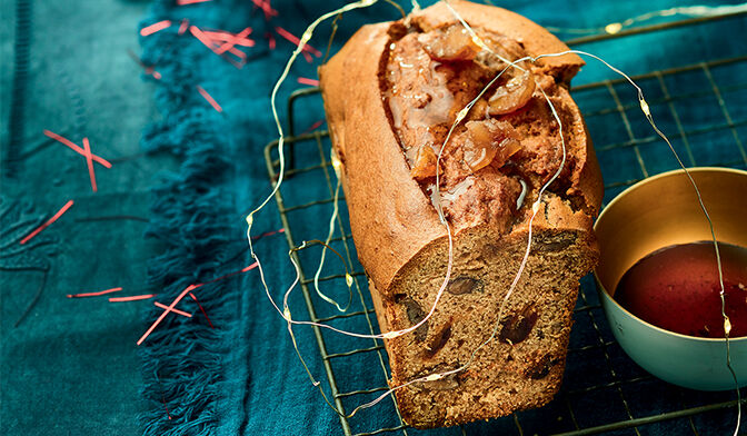 Cake de noël aux épices, marrons et dattes