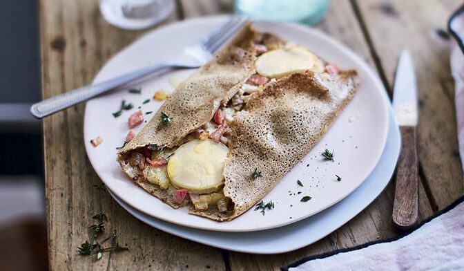 2 GALETTES CHEVRE-LARDON