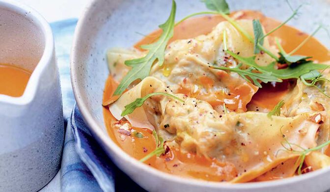 Ravioles aux crevettes, sauce crustacés