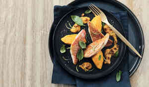 Rouget Barbet, purée de butternut et sauce au chorizo par Juan Arbelaez