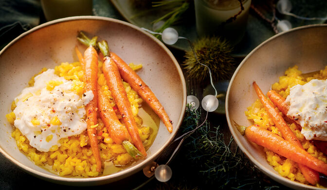 Risotto au safran, burrata, mini-carottes glacées aux agrumes et beurre