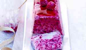 Semifreddo aux cerises griottes et coulis de fruits rouges