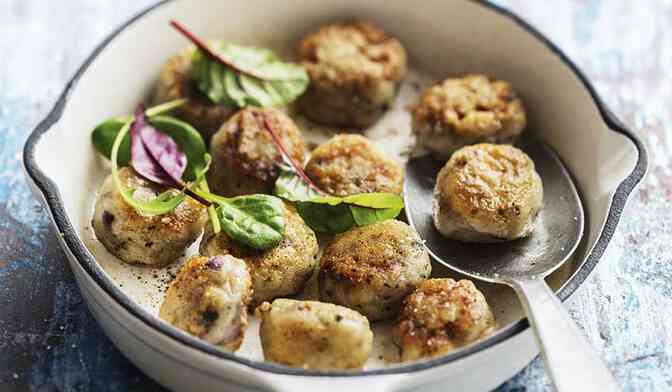 Boulettes de dorade à la coriandre et à la crème de coco