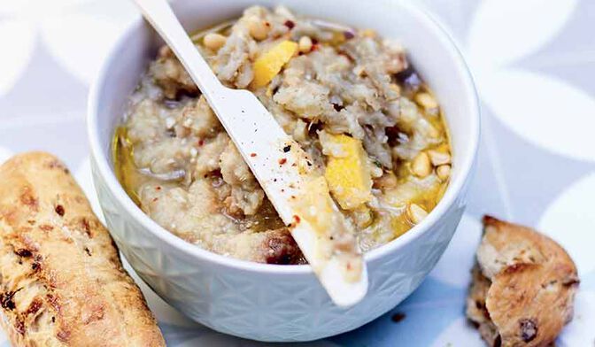 Rillettes d’artichaut au citron confit et champignons de Paris