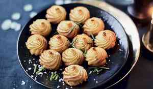 Pommes duchesse à la truffe blanche d?été 1% Tuber aestivum Vitt.