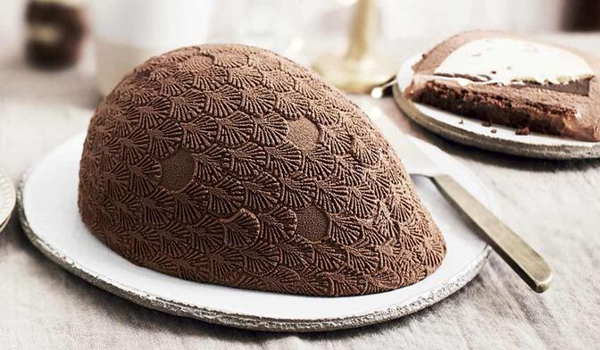 Oeuf glacé chocolat-vanille