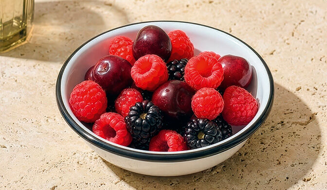 Bol de fruits rouges — vue 3