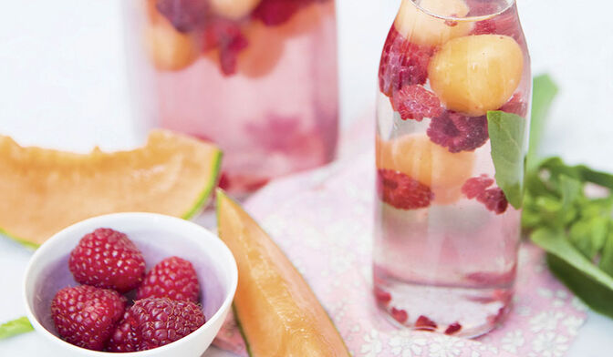 Eau détox L'ensoleillée framboises, melon et basilic