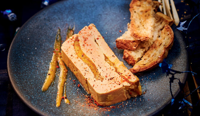 Terrine de foie gras marbrée à la mangue
