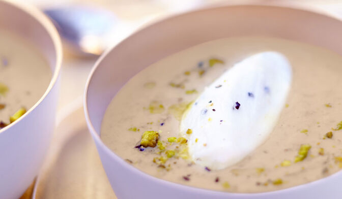 Cappuccino de cèpes et chantilly à la truffe