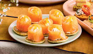 8 BOUCHEES APERO SAUMON