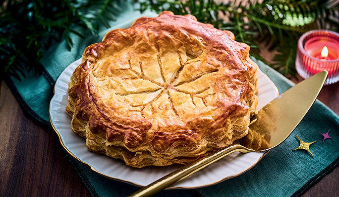Tourte pintade, champignons, sce Côtes du Jura — vue 3