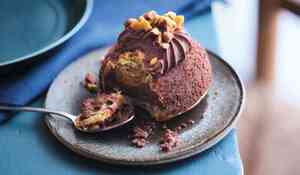 1 CHOU CHOCOLAT SESAME