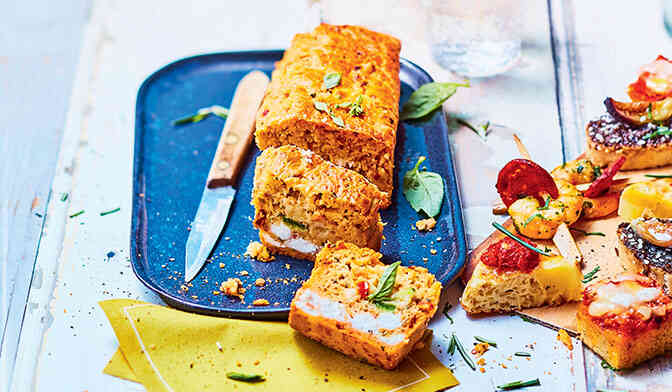 Mini-cake chèvre tomate courgette