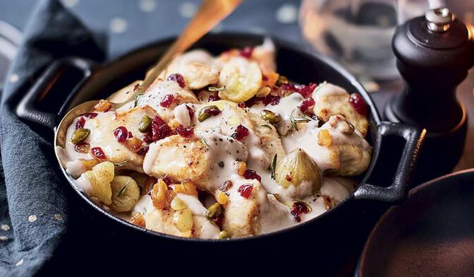 Chapon sauce aux marrons et aux fruits secs
