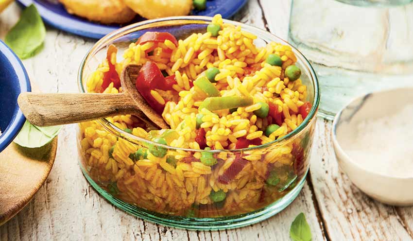 Riz cuisiné à l'espagnole (poivrons, petits pois) — vue 2