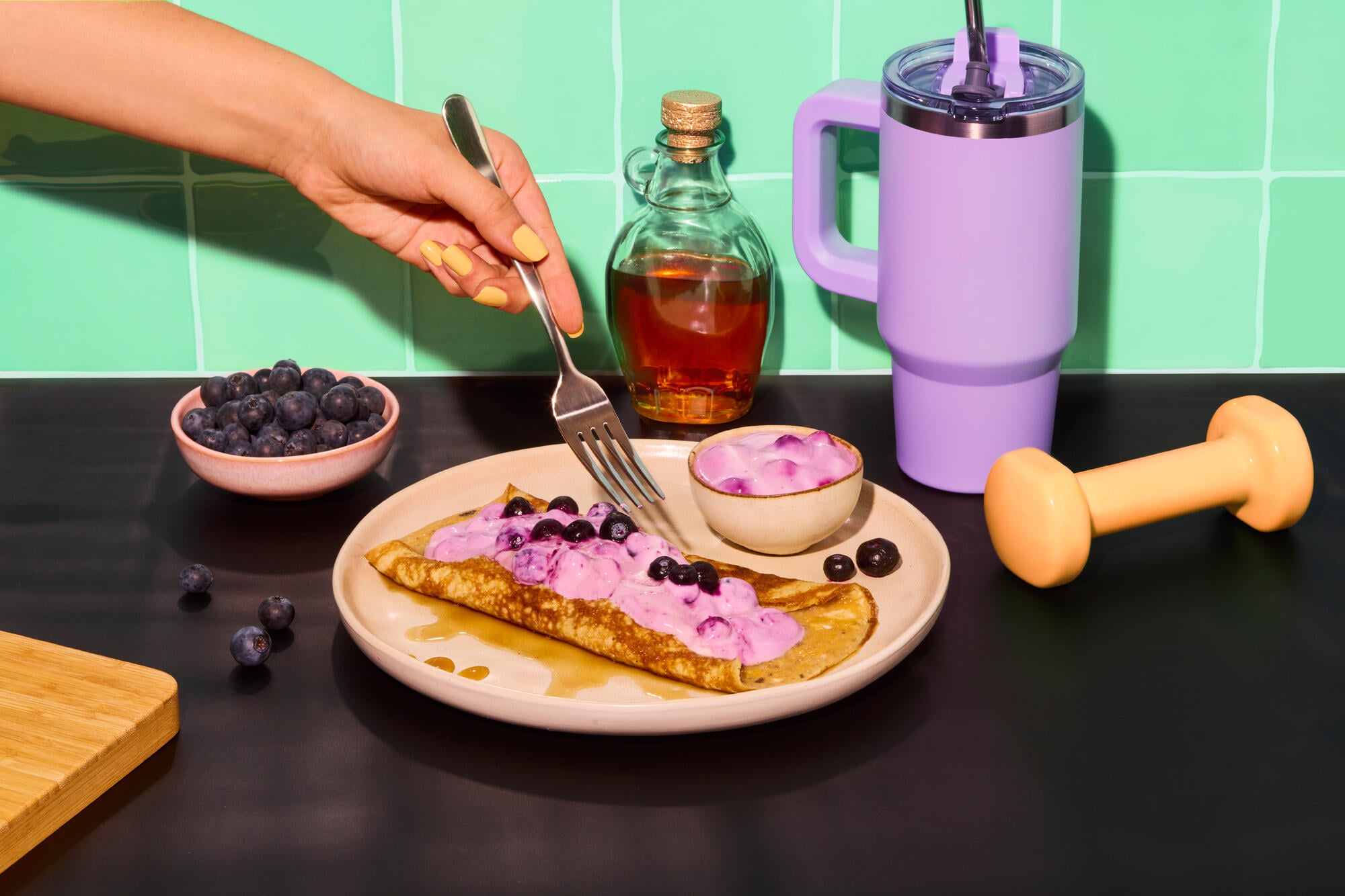 Omelette sucr&eacute;e riche en prot&eacute;ines aux myrtilles - 24 g de prot&eacute;ines
