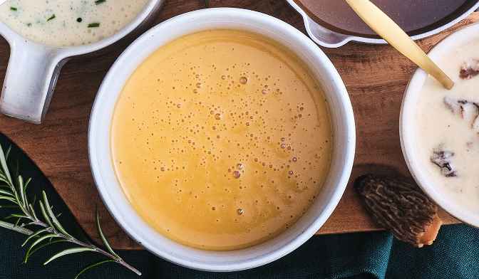 Sauce aux crustacés, homard, crabe vert — vue 2