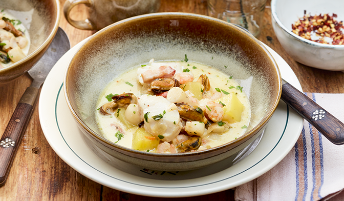 Soupe cr&eacute;meuse aux fruits de mer