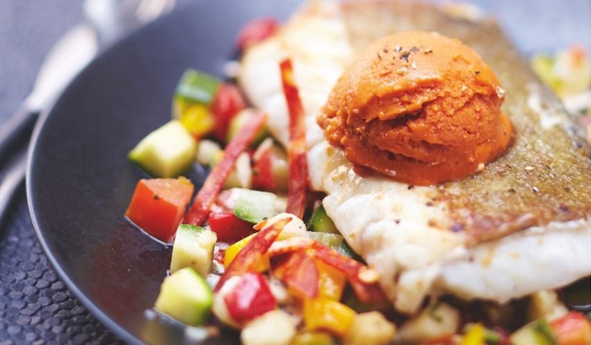 Dos de cabillaud grill&eacute;, sauce vierge