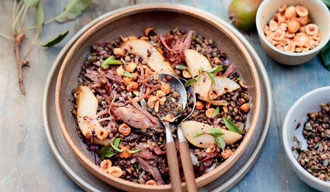 Salade de lentilles, poire et canard confit