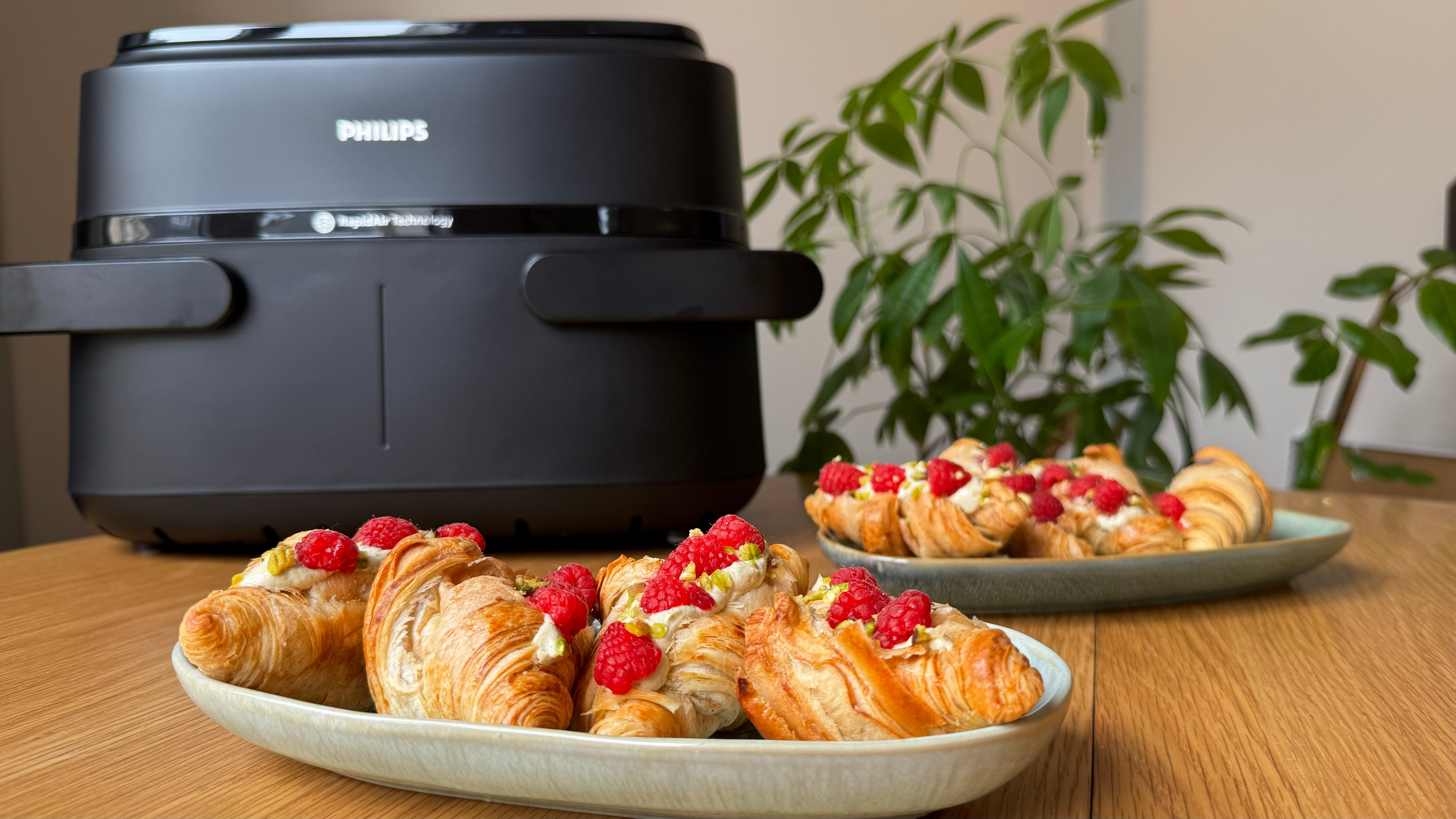 Mini-croissants pistache framboise
