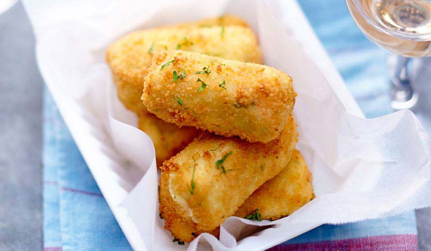 Croquetas de pur&eacute;e de pomme de terre au chorizo