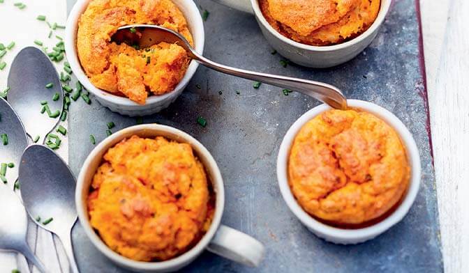 Souffl&eacute; potiron-carotte-ma&iuml;s &agrave; la mimolette et ciboulette