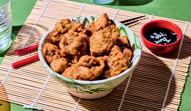 Bouchées poulet karaage marinées épices, gingembre — vue 2