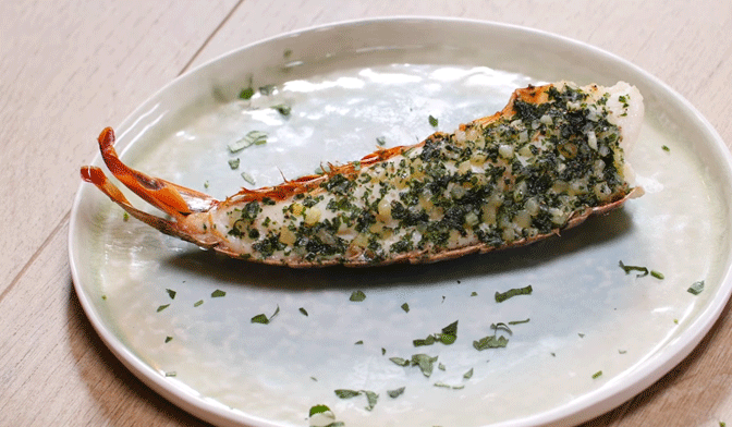 Langouste grillée en persillade