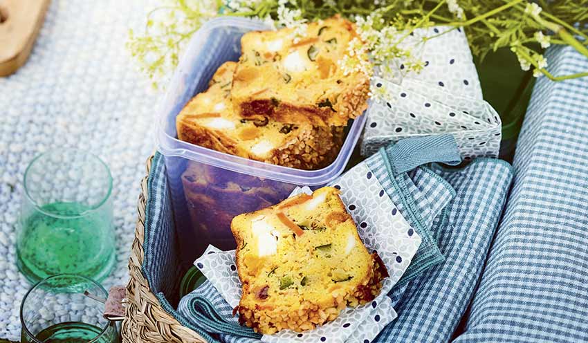 Carrot cake sal&eacute;