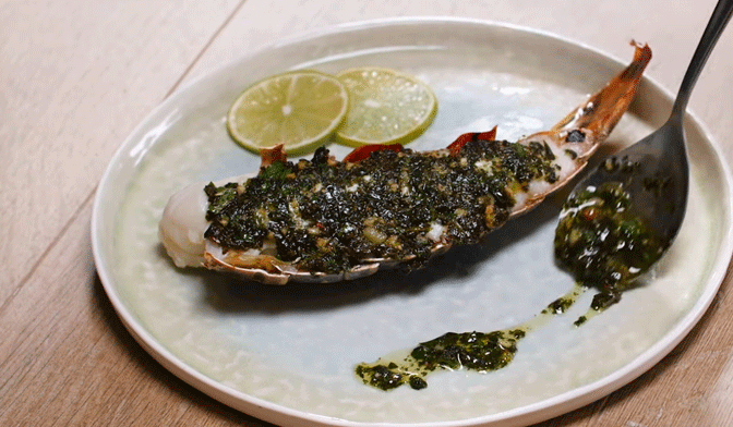 Langouste grill&eacute;e &agrave; la tha&iuml;