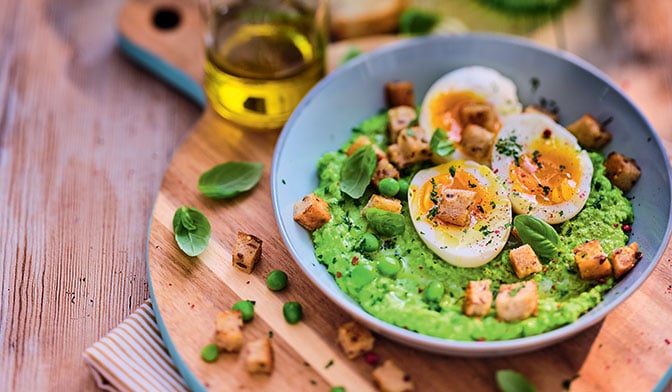 Oeuf mollet cr&egrave;me de petits pois