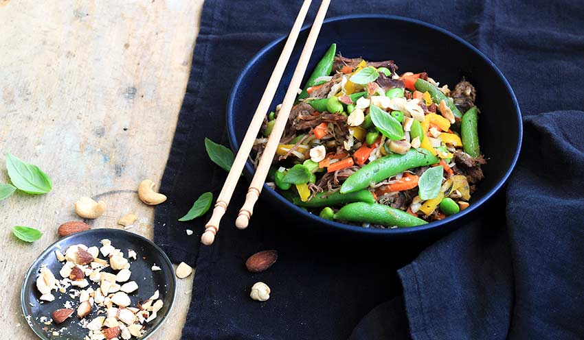 Wok de confit de canard &agrave; la citronnelle