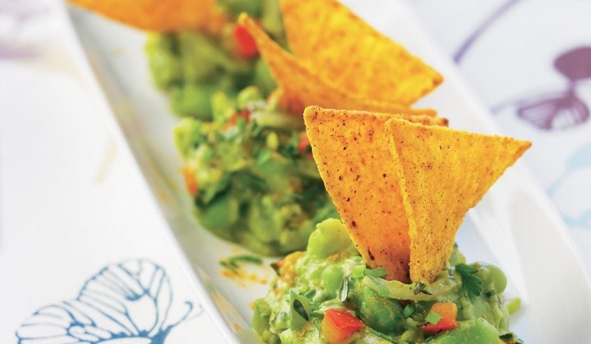 Compot&eacute;e de l&eacute;gumes et guacamole