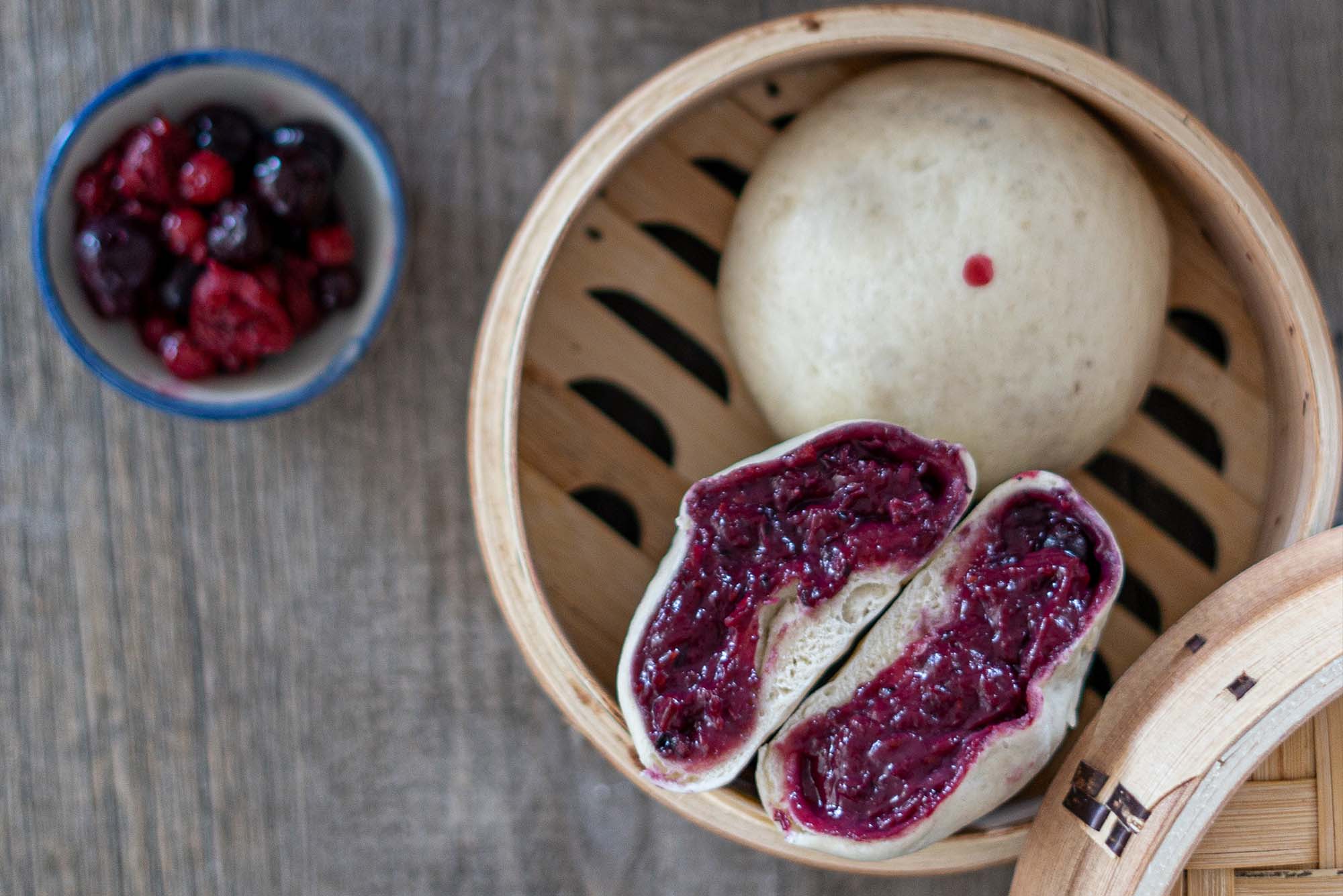 Bao aux fruits rouges