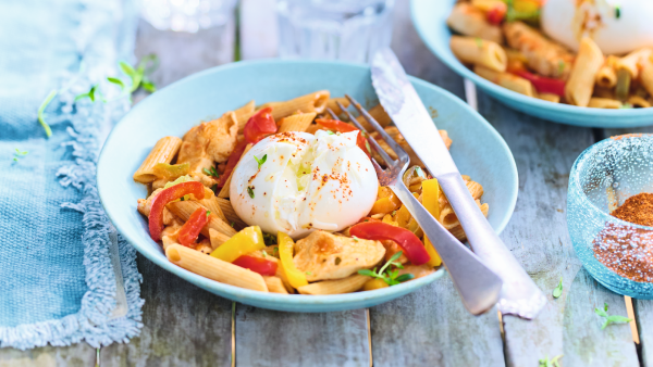 One pot pasta aux l&eacute;gumes du soleil, poulet par @claire.happydiet