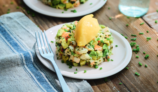 Tartare de crevettes et avocat