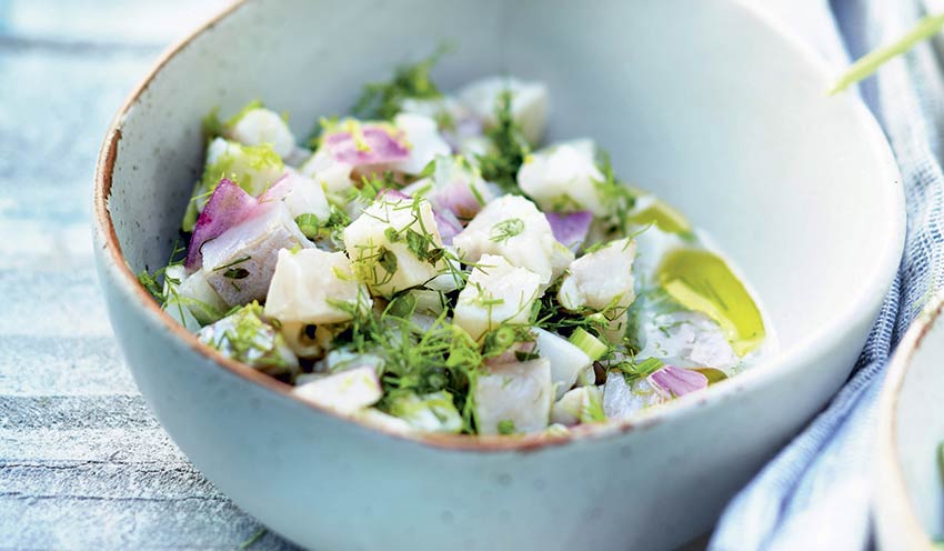 Tartare de dorade au citron vert et chantilly &agrave; l&rsquo;oseille