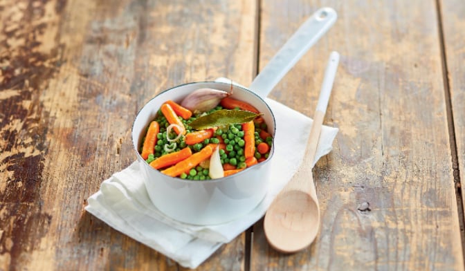 Petits pois doux extra-fins et jeunes carottes, France — vue 2