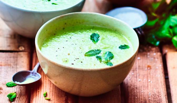 Velouté glacé de concombre à la menthe — vue 2