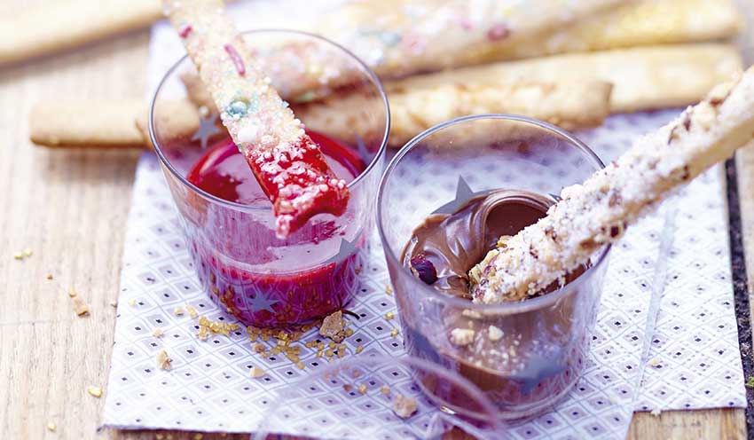 Petits b&acirc;tonnets sabl&eacute;s &agrave; tremper