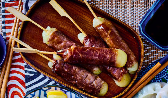 6 Brochettes de boeuf au fromage,sauce soja sucrée — vue 2